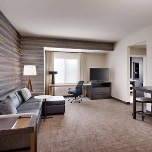 One-Bedroom King Suite