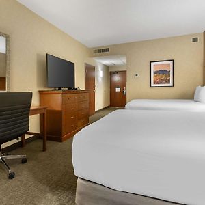 Deluxe Top floor Queen Room