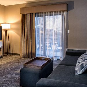 Queen Suite