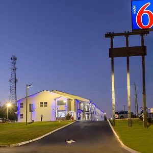 Motel 6-Commerce, Ga