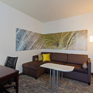 Queen Suite