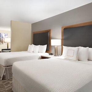 Queen Suite
