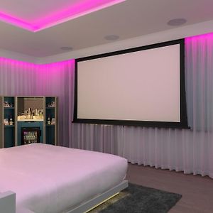 Supreme King Suite