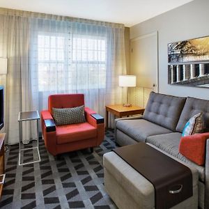 Towneplace Suites By Marriott Detroit Livonia