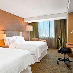 Premium Queen Room