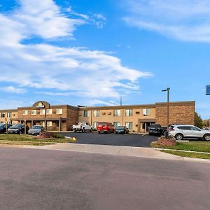 Days Inn By Wyndham Sioux Falls