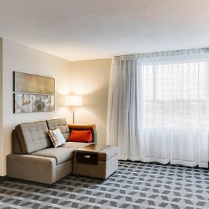 One-Bedroom King Suite Hearing accessible