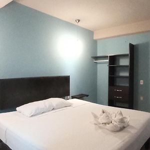 Economy King Room