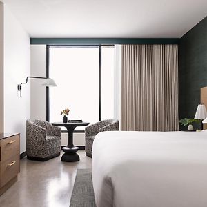 Premium King Room