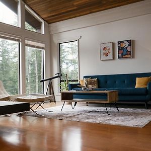 Holiday Four-Bedroom Home