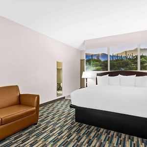 Pool Side King Room