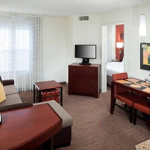 One-Bedroom King Suite