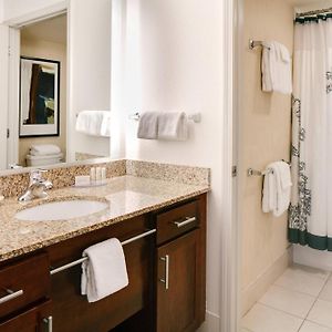 One-Bedroom King Suite