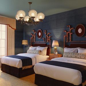 Queen Room Mobility accessible