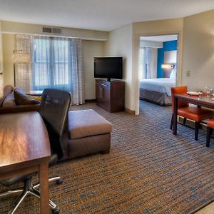 One-Bedroom Suite Hearing accessible
