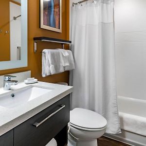 Deluxe King Studio