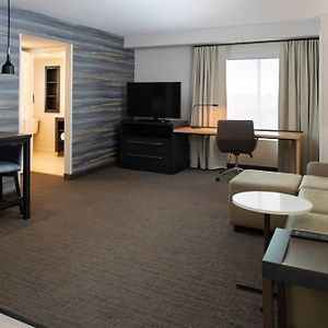 One-Bedroom King Suite