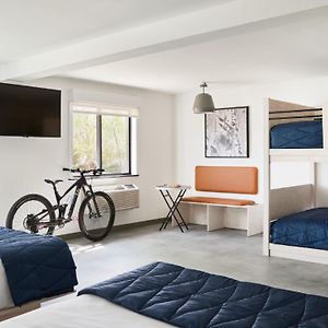Classic Quadruple Room