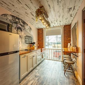 One-bedroom Loft Apartment