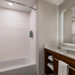 King Studio Hearing accessible