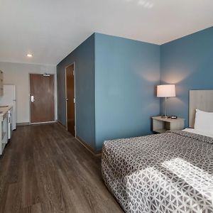 Woodspring Suites Fort Myers - Cape Coral