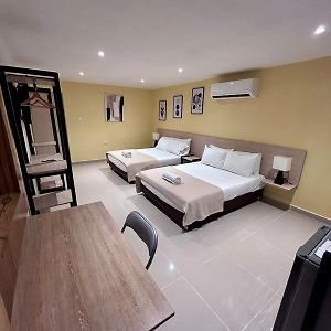 Classic Quadruple Room