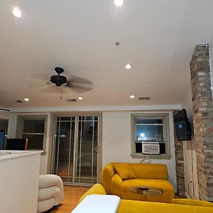Dc Play House Bed And Breakfast