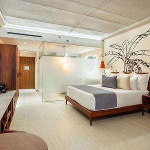 Deluxe Junior Suite