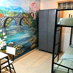Dormitory Room Mixed