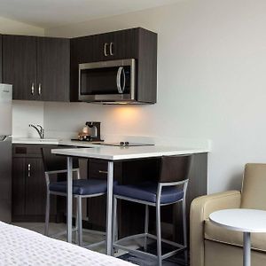 Efficiency King Suite