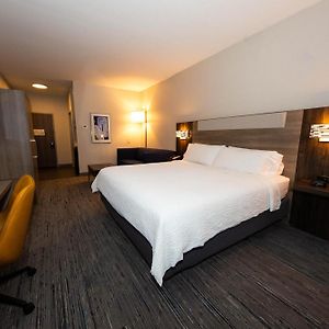 One-Bedroom King Suite