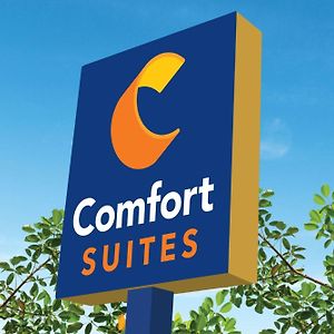 Comfort Inn & Suites Sheboygan I-43