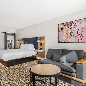 Executive King Room