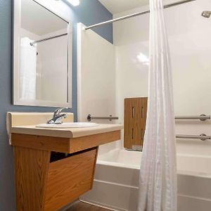 Standard Double Room Mobility Accessible