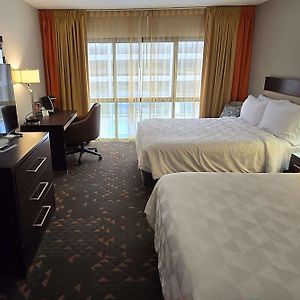 Queen Suite Mobility or hearing accessible