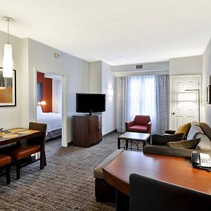 One-Bedroom King Suite
