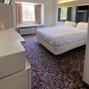 Queen Room Disability Access