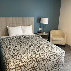 Queen Suite