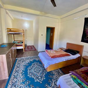 Dormitory Room Mixed