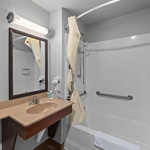 Queen Room Disability Access