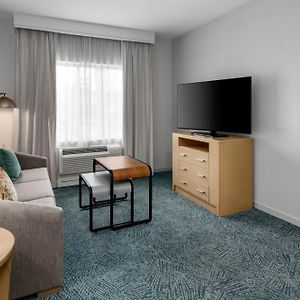 Premium One-Bedroom King Suite