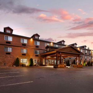 Best Western Plus Concord Inn