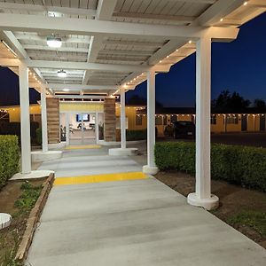 Foothills Motel