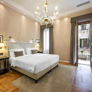 Deluxe Annex Triple Room