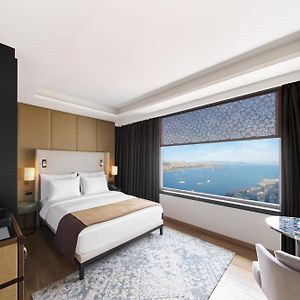 Corner Double Room