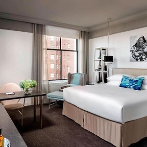 Club Level King Guest Room