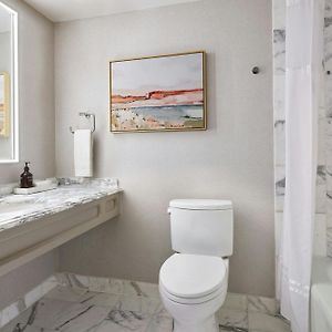 Luxury Guest Room
