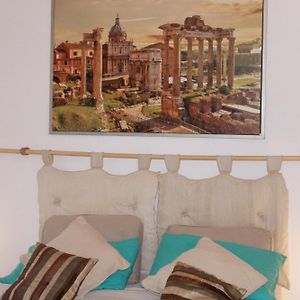 Family One-Bedroom Apartment