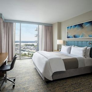 Marina King Guest Room