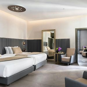 One-Bedroom Junior Suite